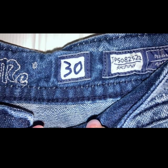 Miss Me Jeans - Picture 3 of 3